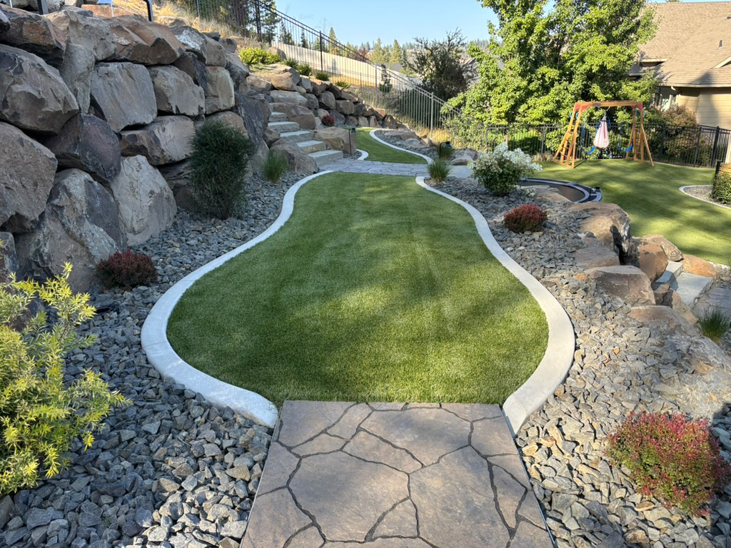 Eagle ridge slope artificial turf in residential area.