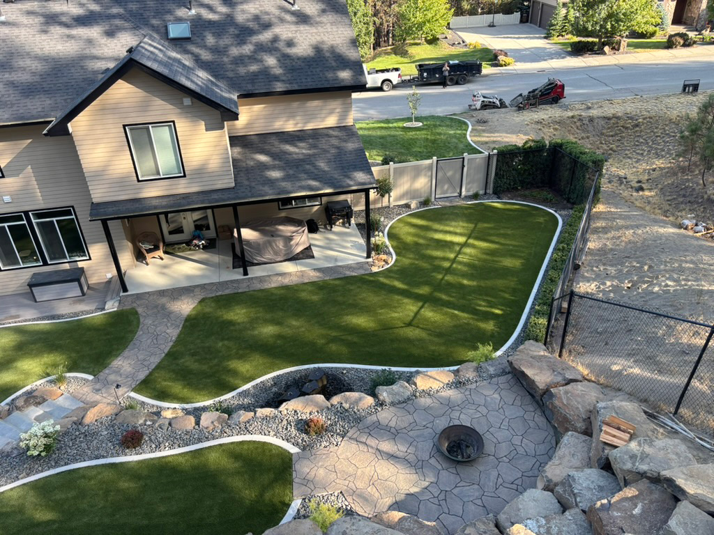 Eagle ridge slope artificial turf in residential area.